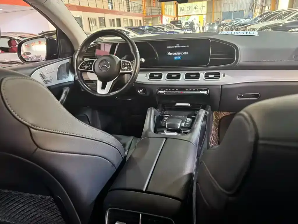 Mercedes-Benz GLE — фото 7