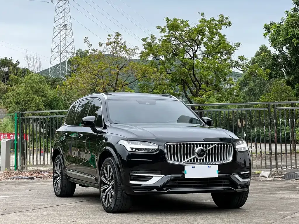 Volvo XC90 — фото 3