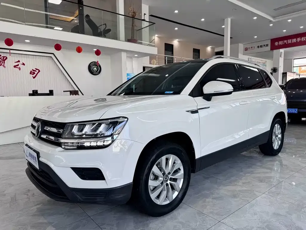 Volkswagen Tharu — фото 1