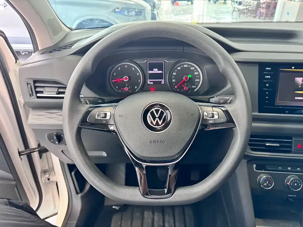 Volkswagen Tharu — фото 9