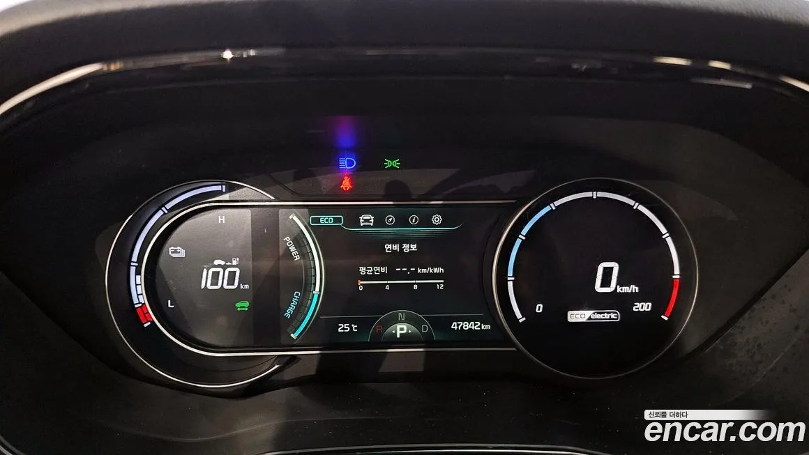 Kia Niro — фото 8