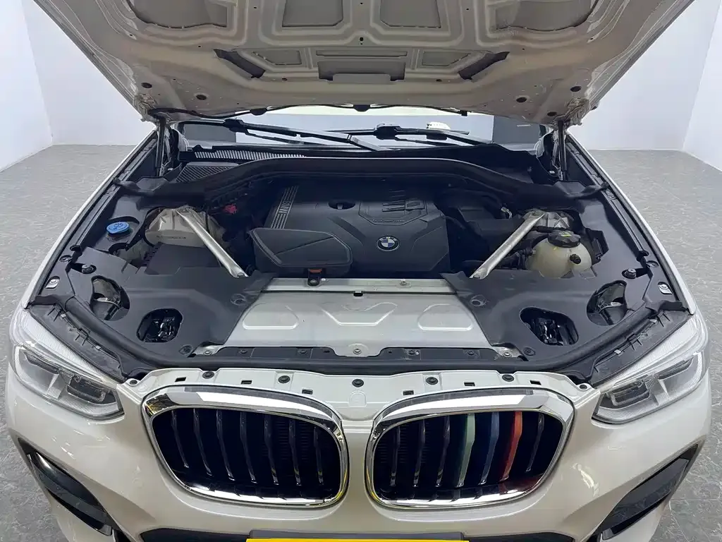 BMW X3 — фото 9