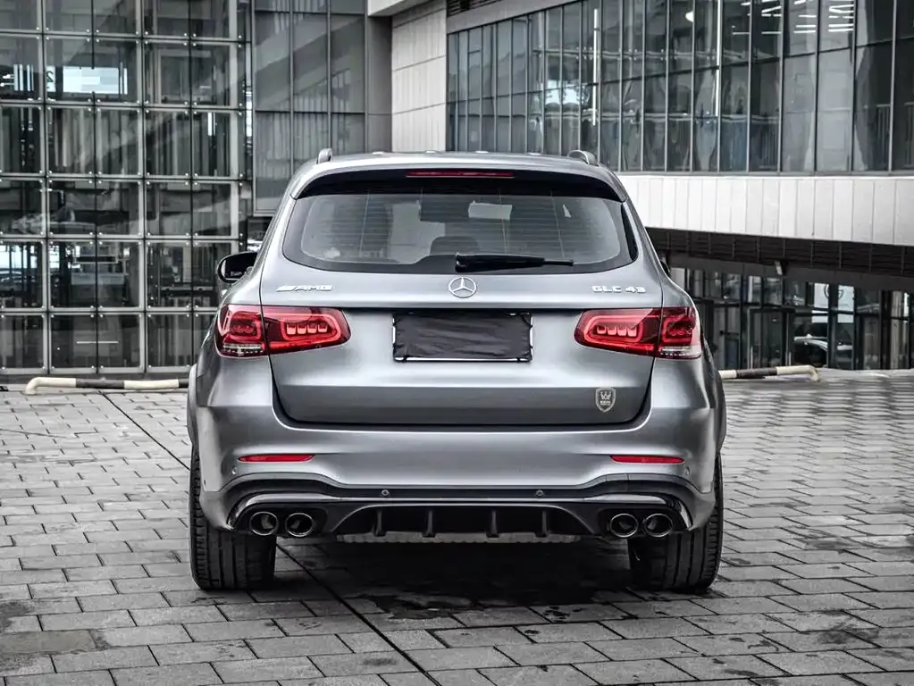 Mercedes-Benz GLC AMG — фото 6
