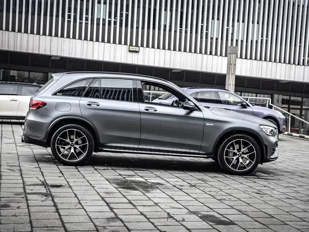 Mercedes-Benz GLC AMG — фото 7