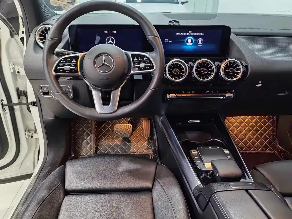 Mercedes-Benz GLA — фото 10