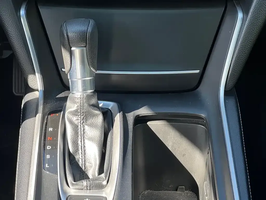 Honda Inspire — фото 10