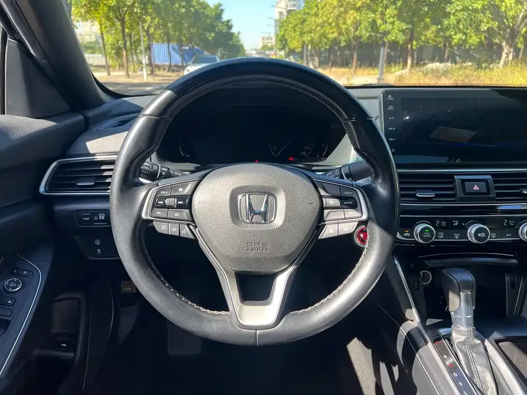 Honda Inspire — фото 4