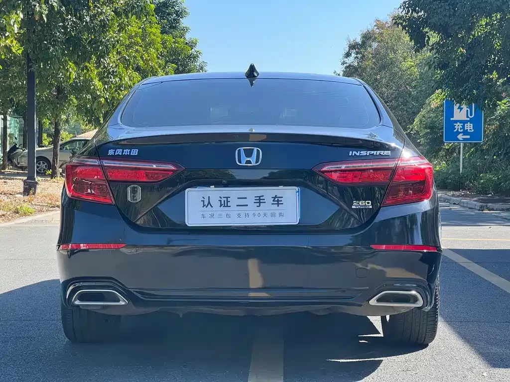 Honda Inspire — фото 8