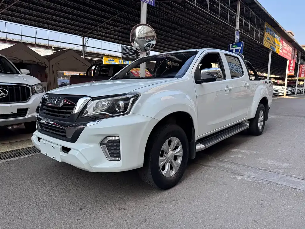 Isuzu RE-MAX — фото 1
