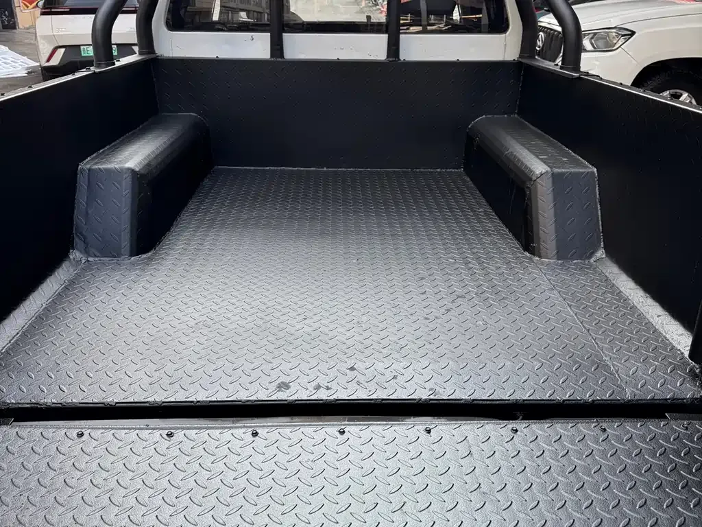 Isuzu RE-MAX — фото 6
