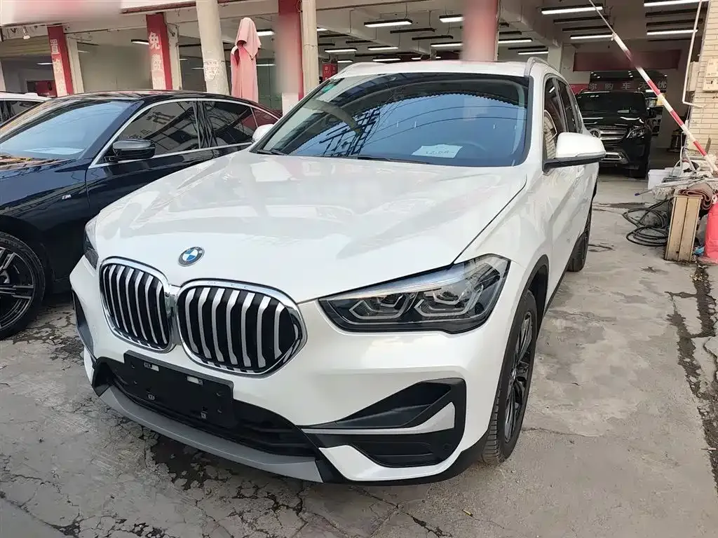 BMW X1 — фото 3