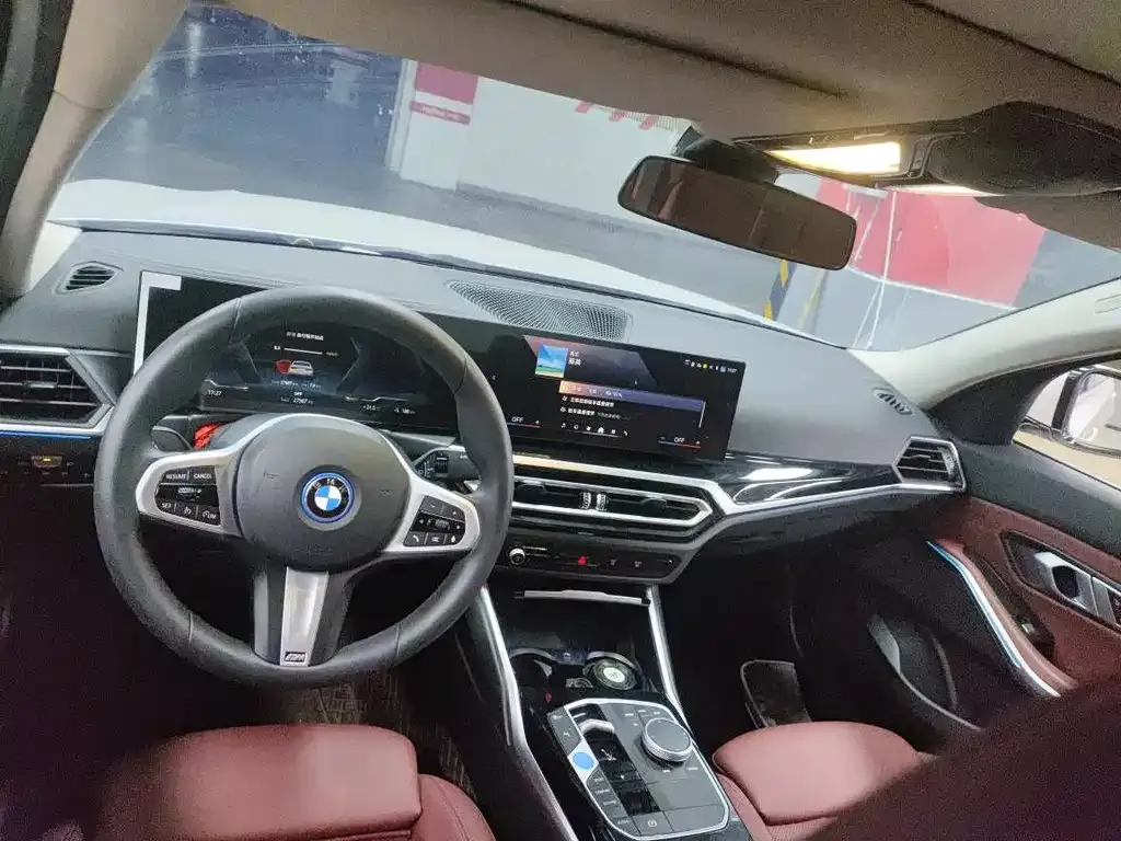 BMW i3 — фото 7