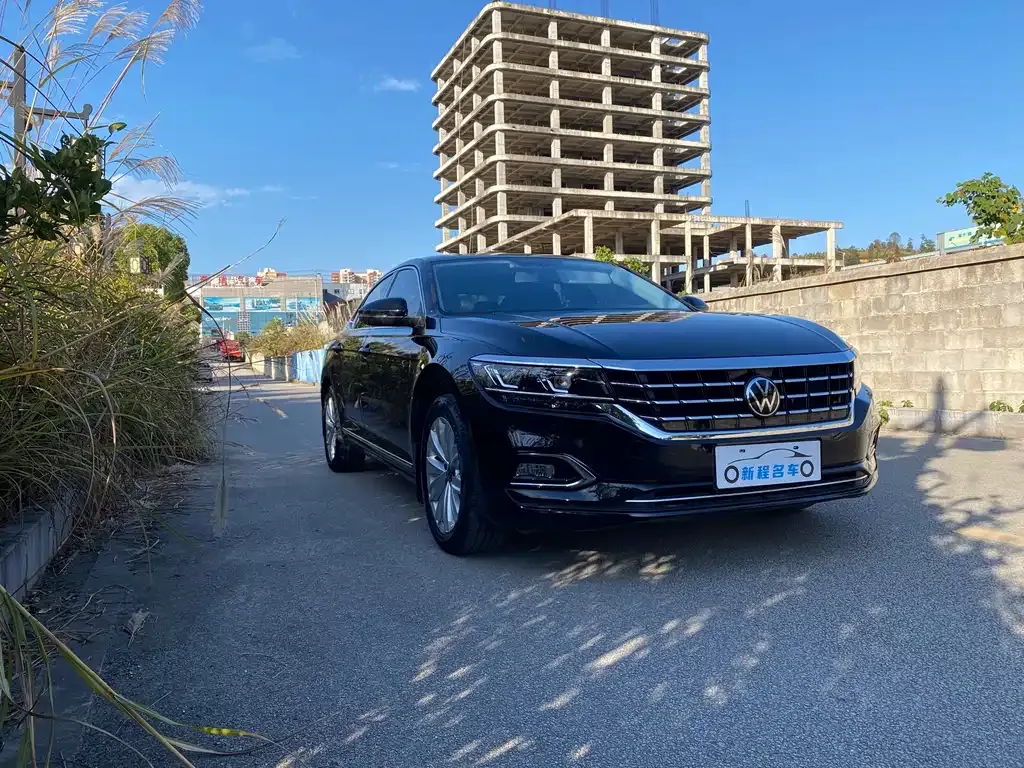 Volkswagen Passat — фото 3