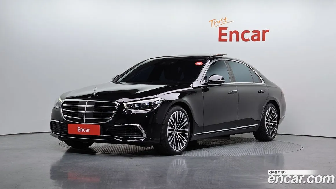 Mercedes-Benz S-Class — фото 1