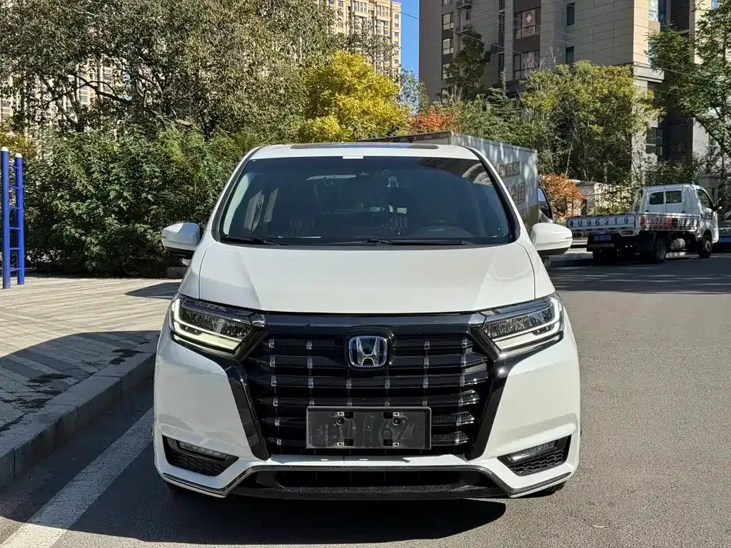 Honda Elysion — фото 2