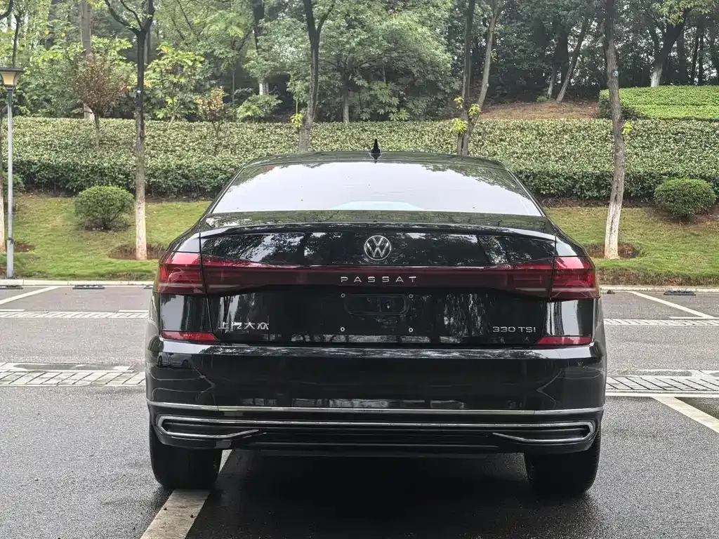 Volkswagen Passat — фото 5