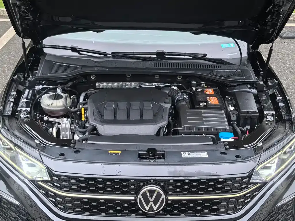 Volkswagen Passat — фото 8