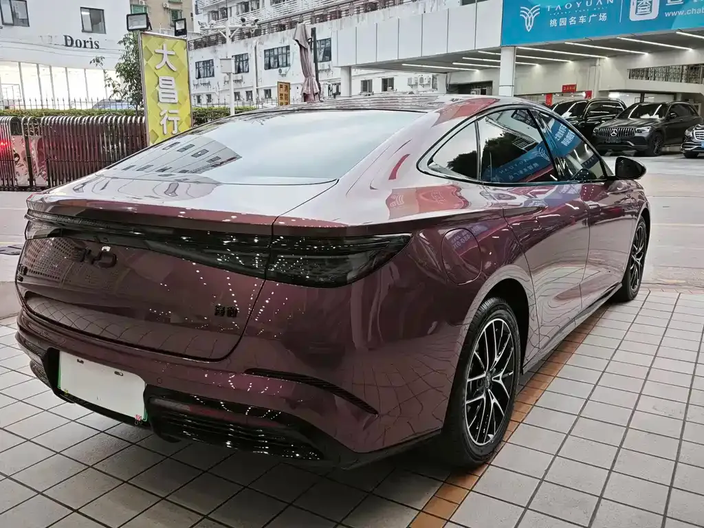 BYD Seal — фото 7
