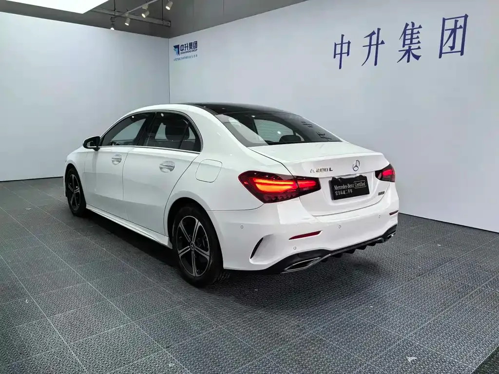 Mercedes-Benz A-Class — фото 6