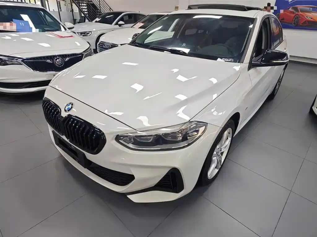 BMW 1 Series — фото 1
