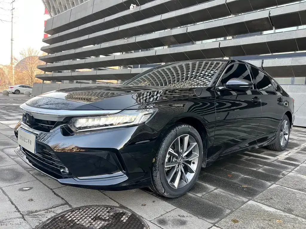 Honda Inspire — фото 1