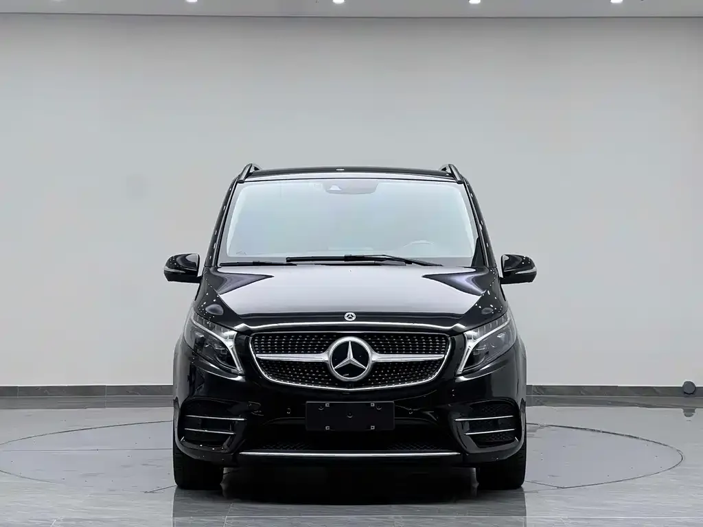 Mercedes-Benz V-Class — фото 2