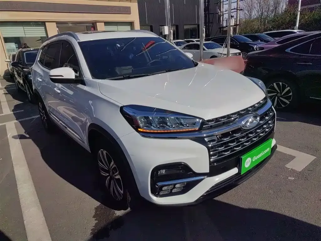 Chery Tiggo 8 — фото 4