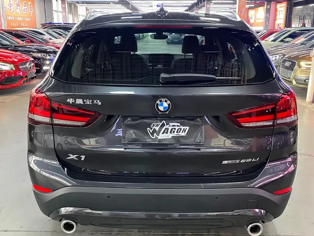BMW X1 — фото 6
