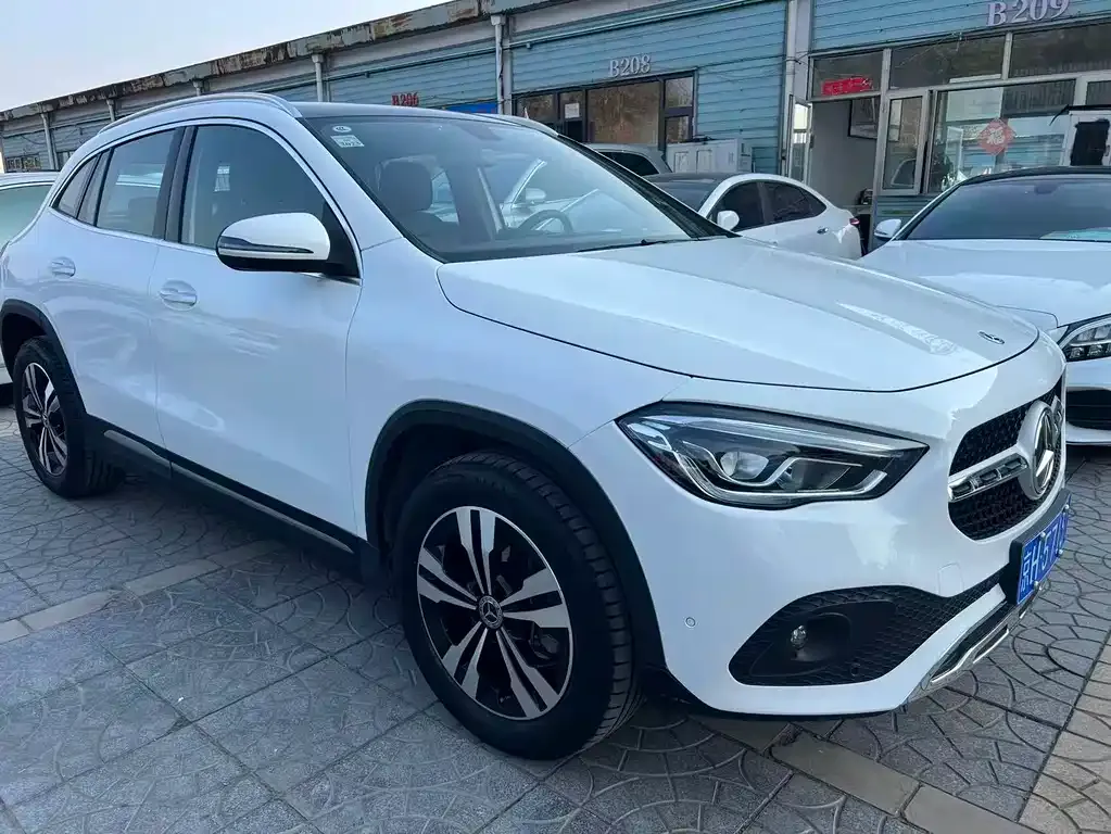 Mercedes-Benz GLA — фото 3