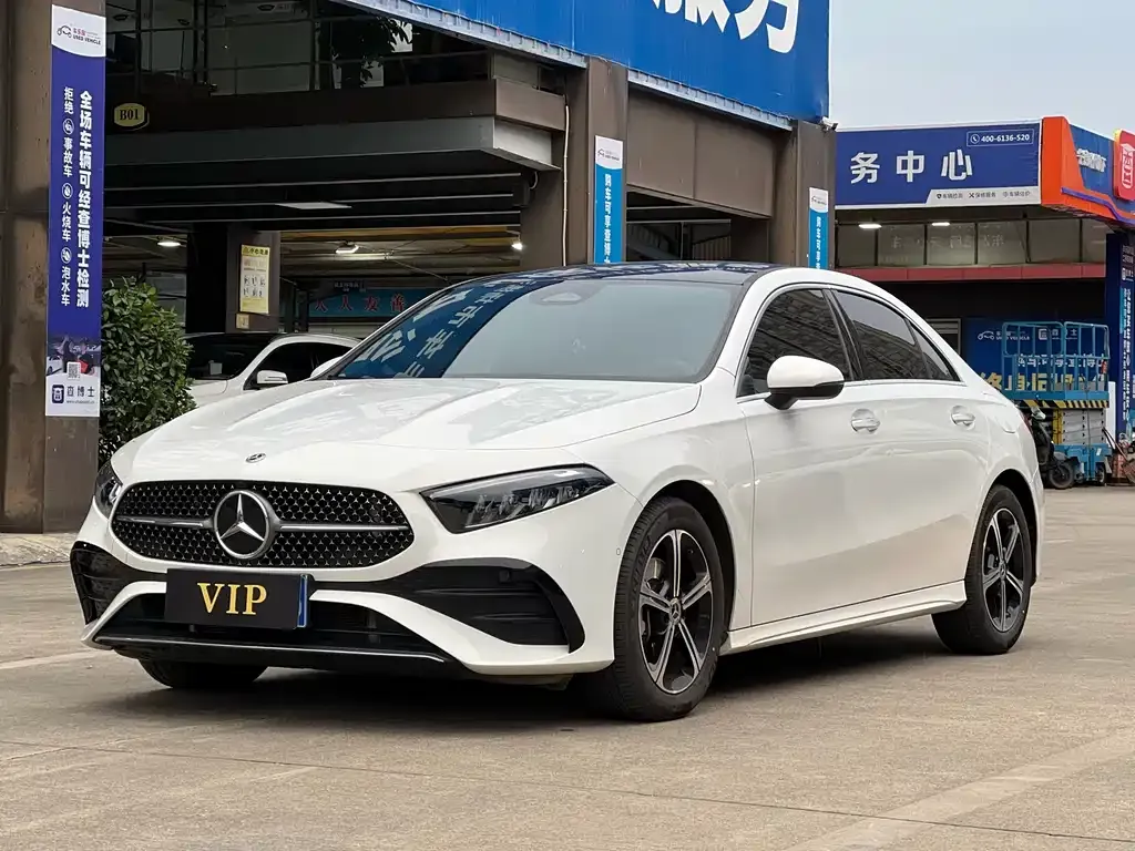 Mercedes-Benz A-Class — фото 1