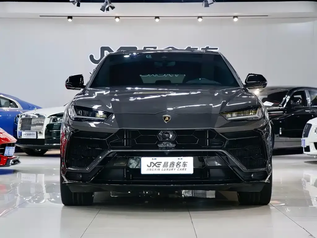 Lamborghini Urus — фото 2