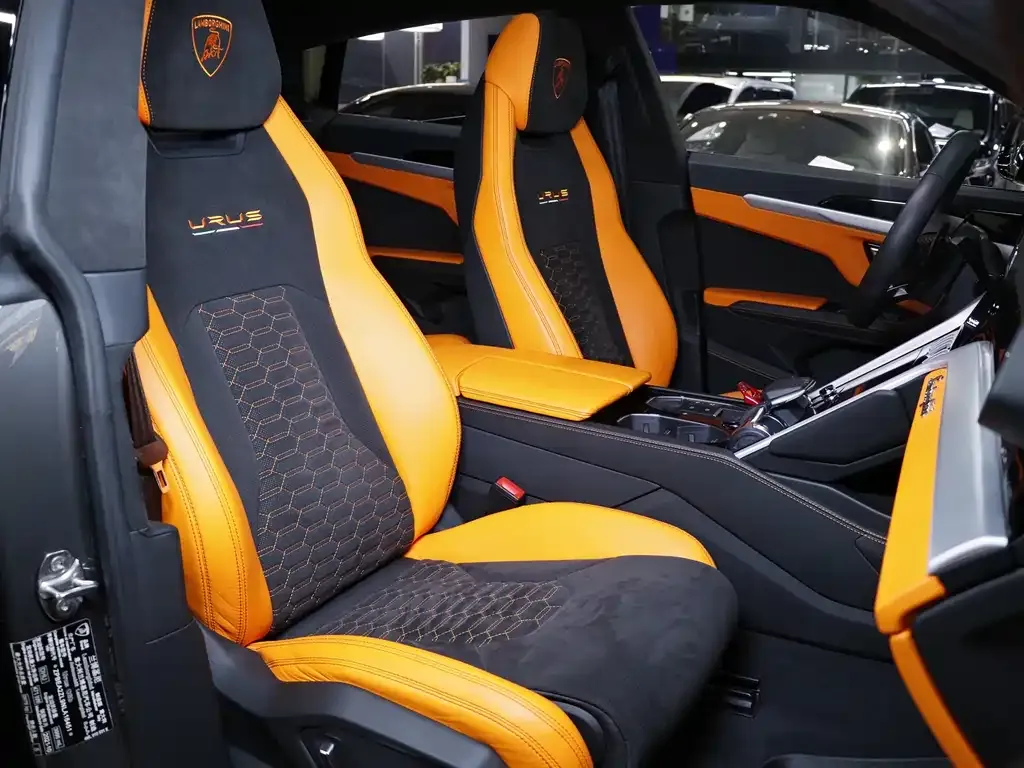 Lamborghini Urus — фото 7