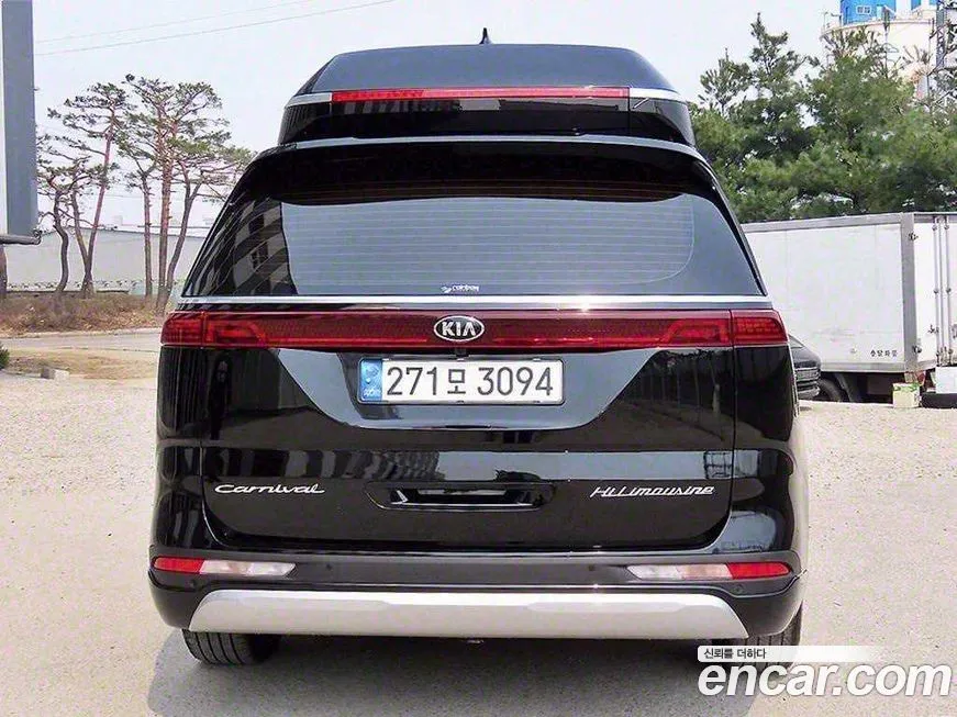 Kia Carnival — фото 4