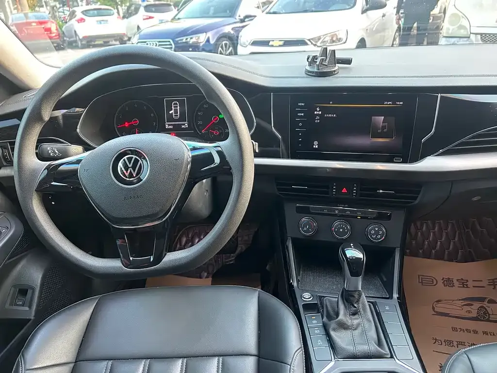 Volkswagen Passat — фото 7