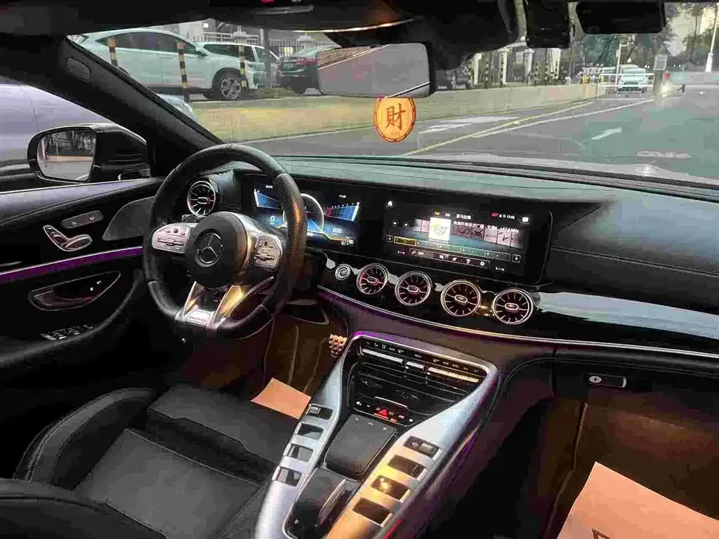 Mercedes-Benz AMG GT — фото 5