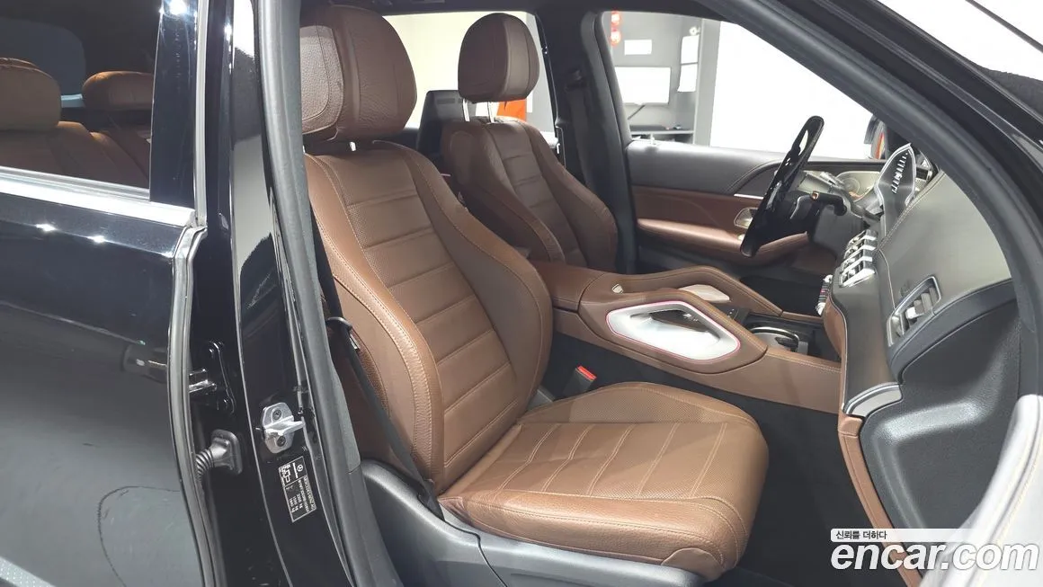 Mercedes-Benz GLS-Class — фото 10