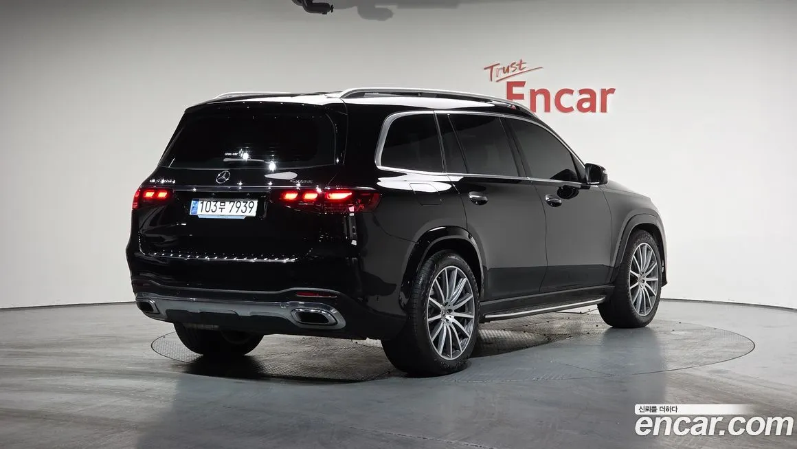 Mercedes-Benz GLS-Class — фото 2