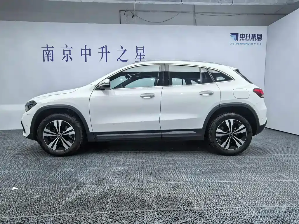 Mercedes-Benz GLA — фото 7