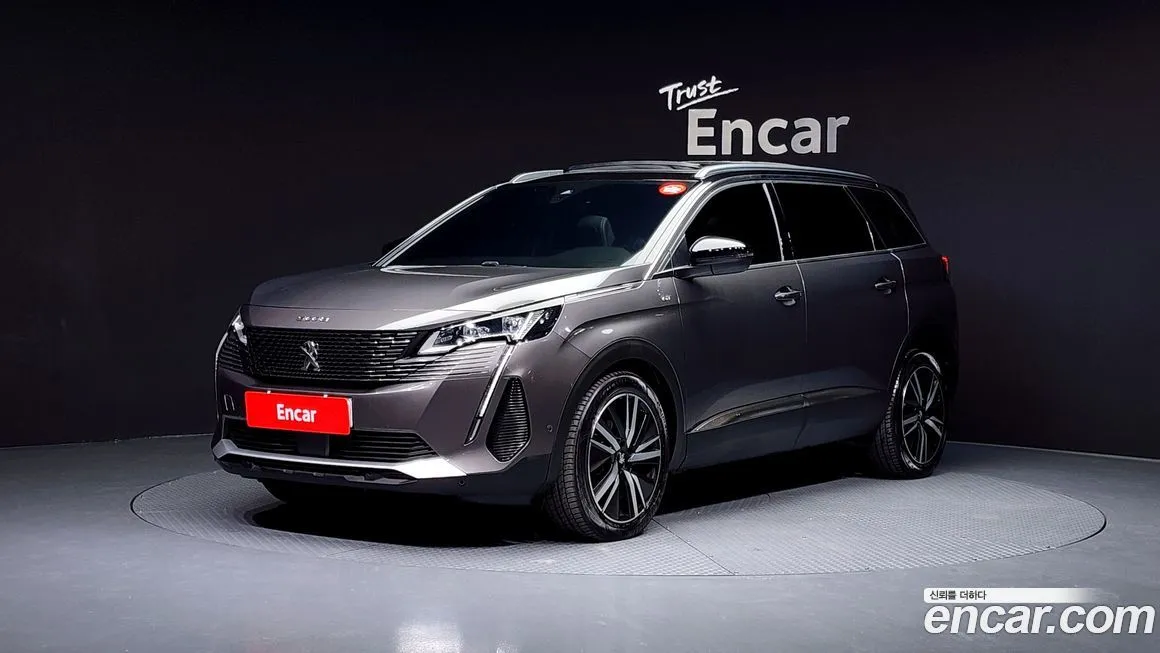 Peugeot 5008 — фото 1