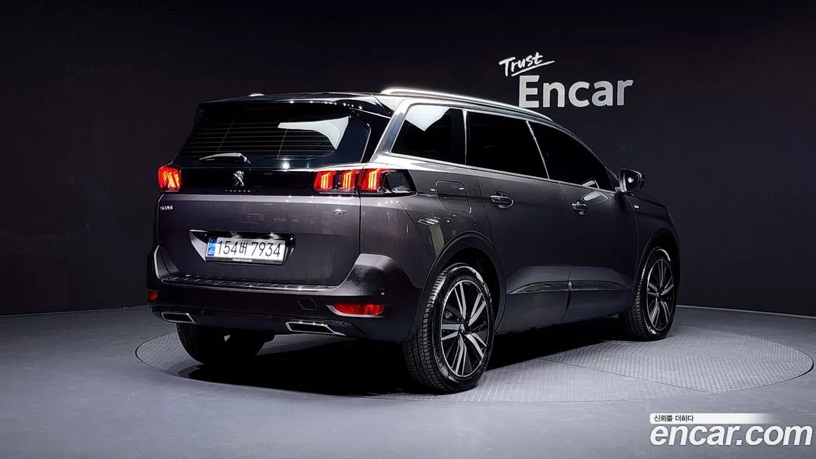 Peugeot 5008 — фото 2