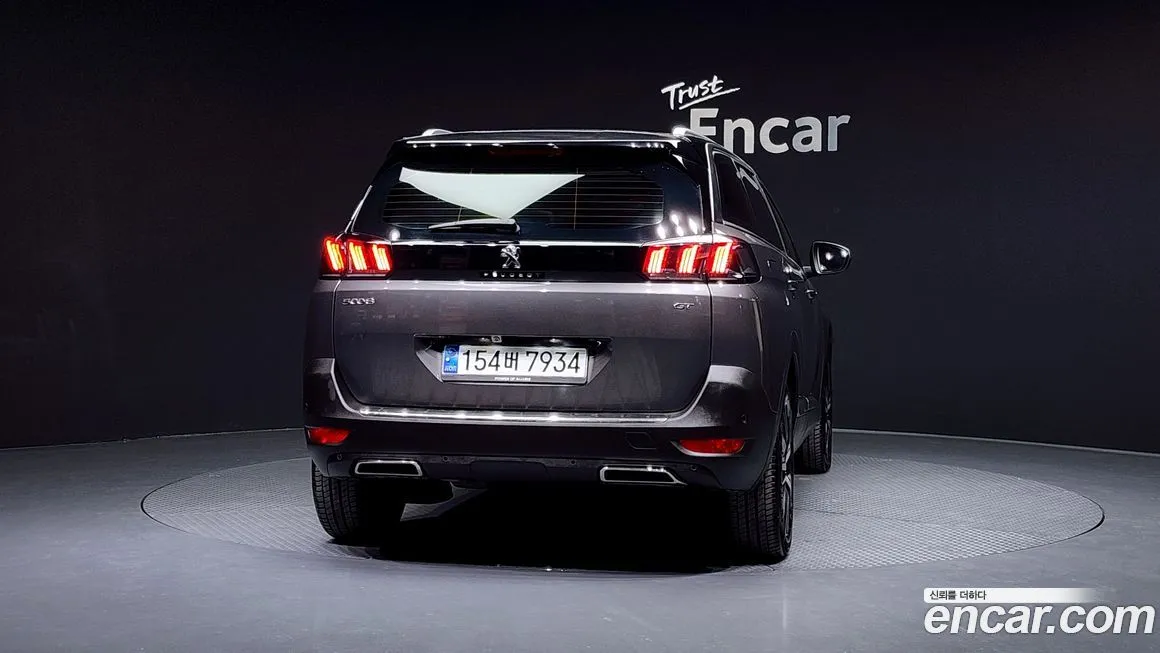 Peugeot 5008 — фото 4