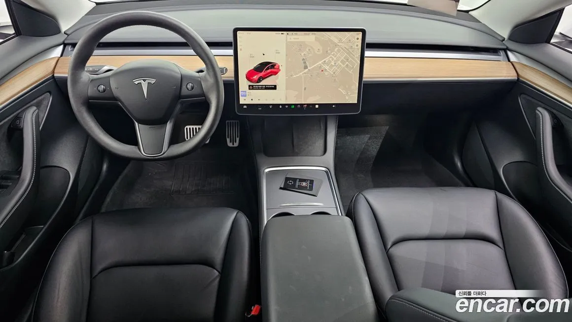 Tesla Model 3 — фото 7