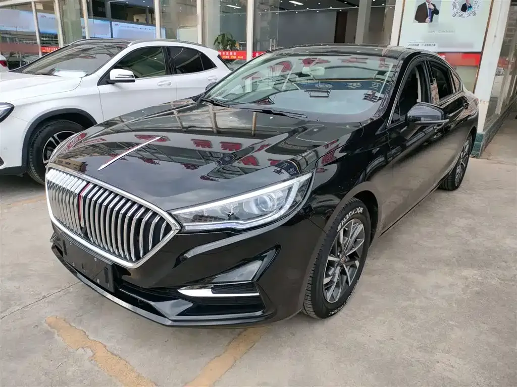 Hongqi H5 — фото 1