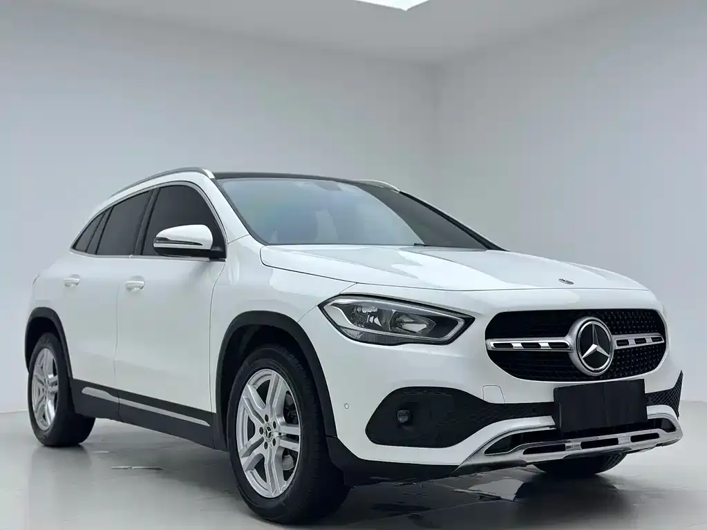 Mercedes-Benz GLA — фото 3