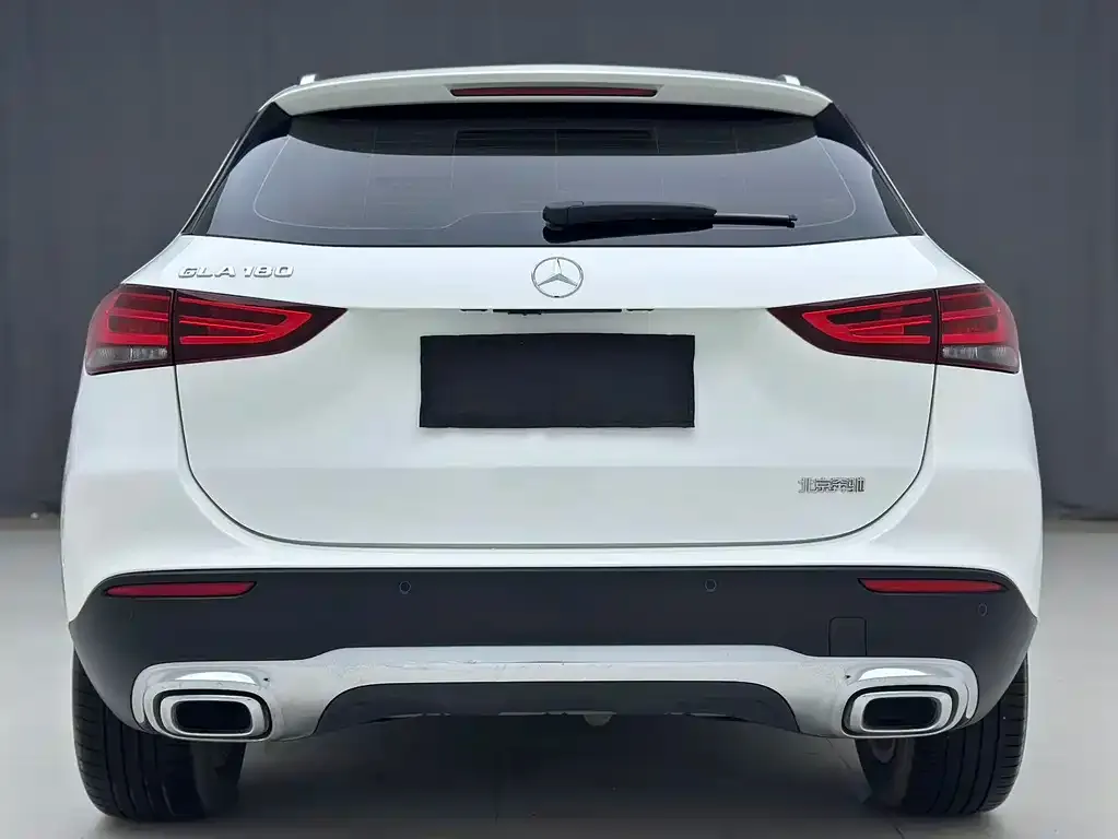 Mercedes-Benz GLA — фото 6