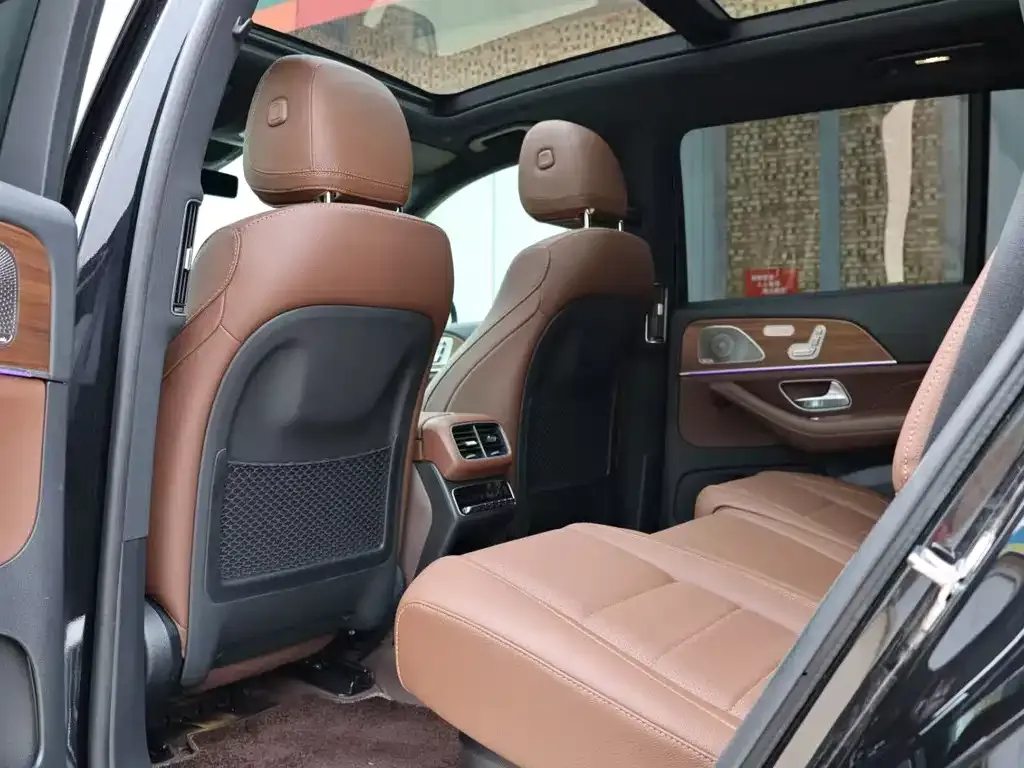 Mercedes-Benz GLS — фото 10