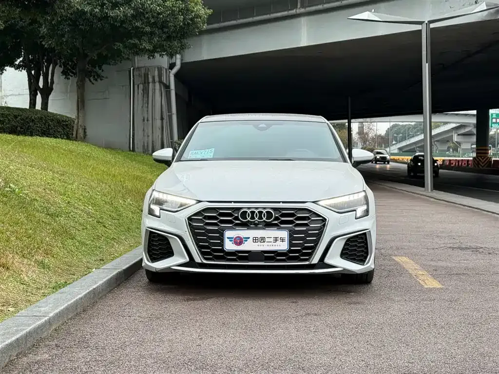 Audi A3 — фото 2
