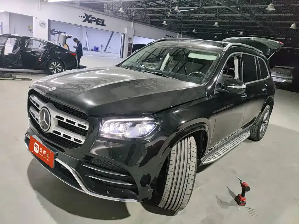 Mercedes-Benz GLS — фото 1