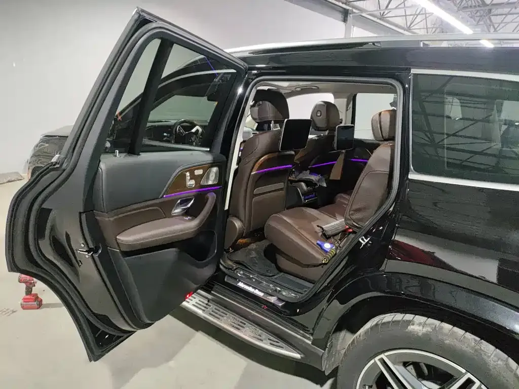 Mercedes-Benz GLS — фото 5
