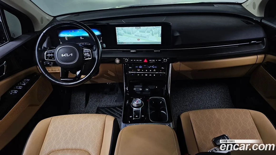 Kia Carnival — фото 7